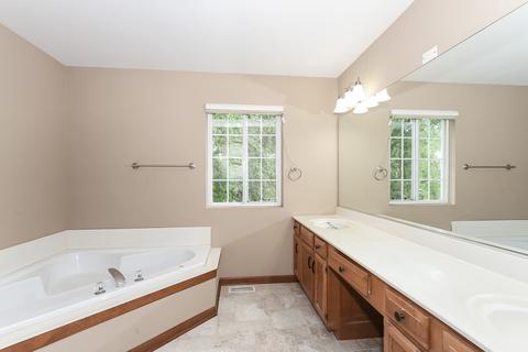 8 Dover Ct, Algonquin, IL 60102 photo 21