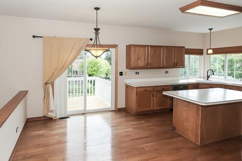 8 Dover Ct, Algonquin, IL 60102 photo 11