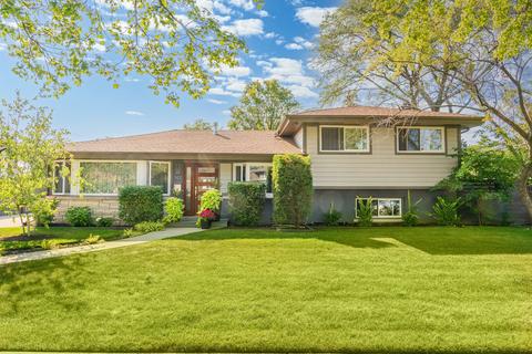 142 Crescent Dr, Glenview, IL 60025 photo 1