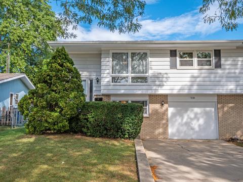 1632 Maple Ln, Elgin, IL 60123 photo 2