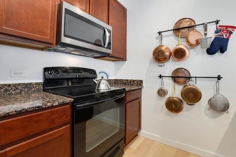 100 E 14th St #708, Chicago, IL 60605 photo 9