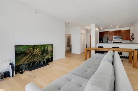 100 E 14th St #708, Chicago, IL 60605 photo 5