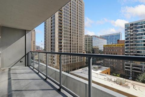 100 E 14th St #708, Chicago, IL 60605 photo 15