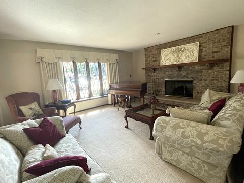 2104 E 38th St, Sterling, IL 61081 photo 6