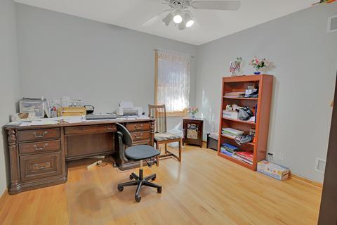 5302 Hayes Rd, Algonquin, IL 60102 photo 12