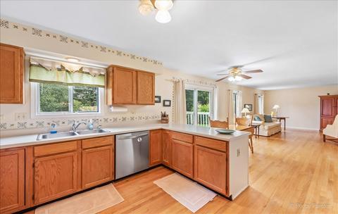 49 Mohawk St, Cary, IL 60013 photo 21