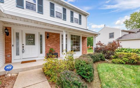 49 Mohawk St, Cary, IL 60013 photo 4