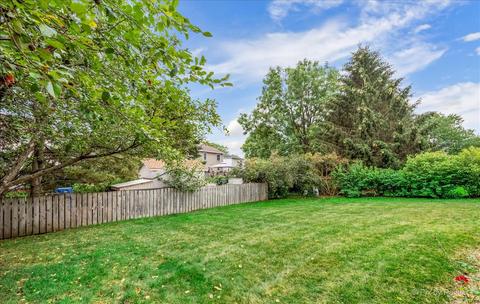 49 Mohawk St, Cary, IL 60013 photo 8