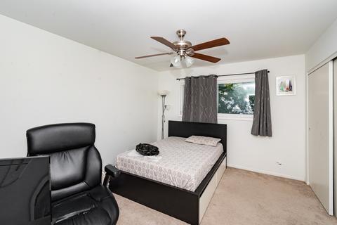 9341 Dee Rd, Des Plaines, IL 60016 photo 10