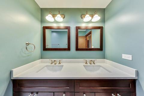 706 Maple Ln, Darien, IL 60561 photo 15