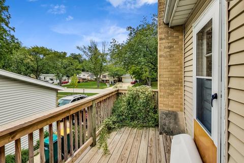 706 Maple Ln, Darien, IL 60561 photo 35