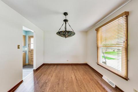 706 Maple Ln, Darien, IL 60561 photo 9