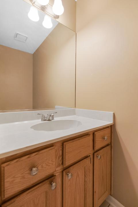 1307 Stonebridge Ct, Bartlett, IL 60103 photo 8