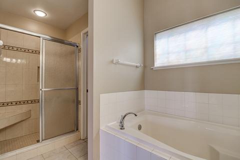 1333 Richmond Ln, Bartlett, IL 60103 photo 11
