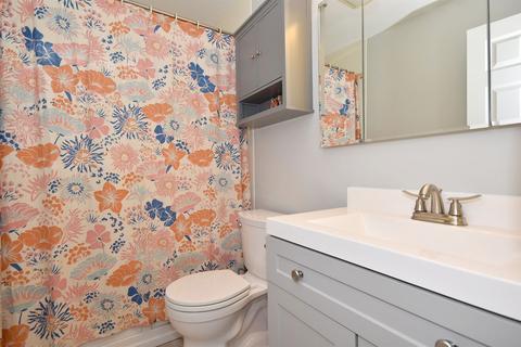 1615 Wilson Ave, Wheaton, IL 60189 photo 18