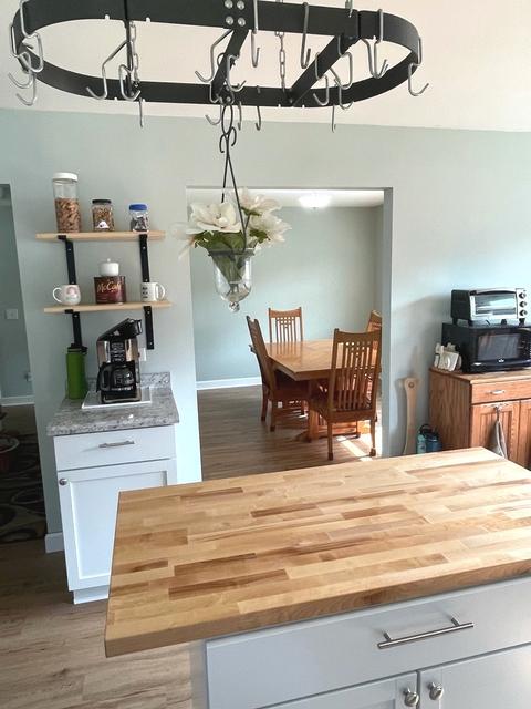 1615 Wilson Ave, Wheaton, IL 60189 photo 6