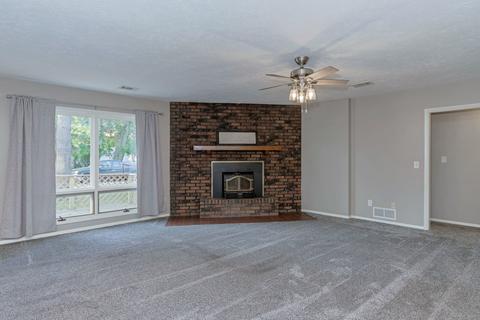 4 Ross Dr, Bloomington, IL 61701 photo 9