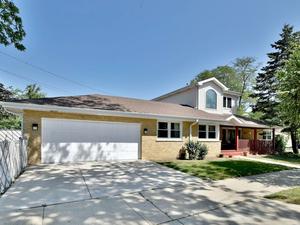 1994 Spruce Ave, Des Plaines, IL 60018 photo 1