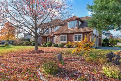 111 Danada Dr, Wheaton, IL 60189 photo 2