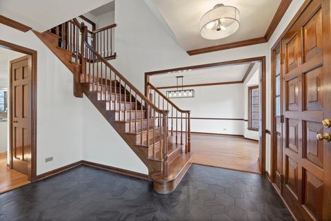 111 Danada Dr, Wheaton, IL 60189 photo 3
