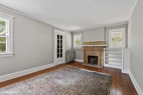 1045 Maple Ave, Evanston, IL 60202 photo 6