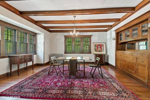 1045 Maple Ave, Evanston, IL 60202 photo 4