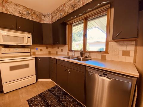 226 W Mazon Ave, Dwight, IL 60420 photo 7