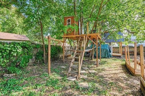 603 E Benton St, Aurora, IL 60505 photo 30