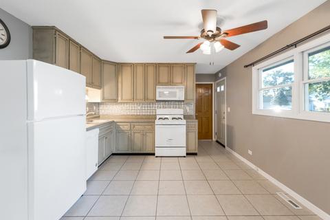 12106 Harrison Ave, Hebron, IL 60034 photo 9