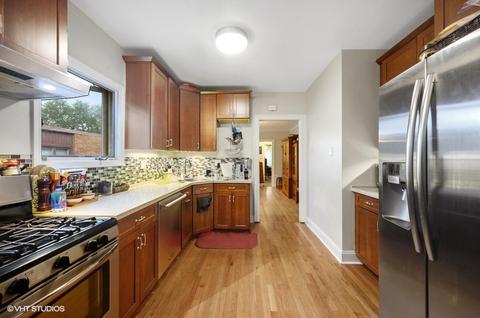 557 Barton Ave, Evanston, IL 60202 photo 17