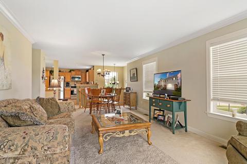 617 Legend Ln, Mchenry, IL 60050 photo 5
