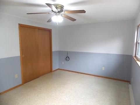 304 E Wilson St, Peotone, IL 60468 photo 21