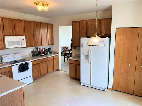 2711 Adobe Dr, Plainfield, IL 60586 photo 5