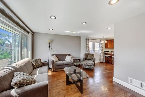 326 E 90th Pl, Chicago, IL 60619 photo 4
