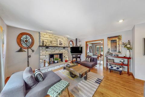 2052 Burnham Pl, Wheaton, IL 60189 photo 19