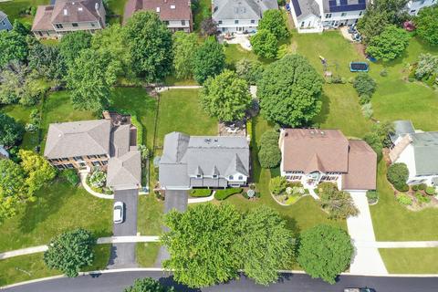2052 Burnham Pl, Wheaton, IL 60189 photo 3