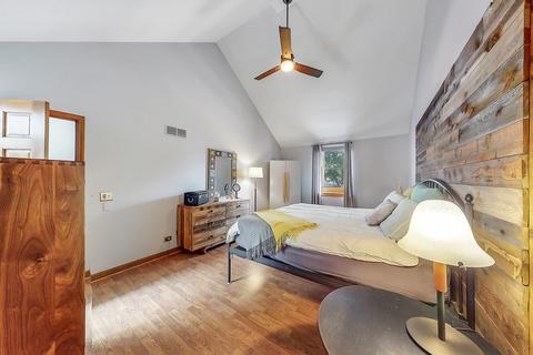 2052 Burnham Pl, Wheaton, IL 60189 photo 30