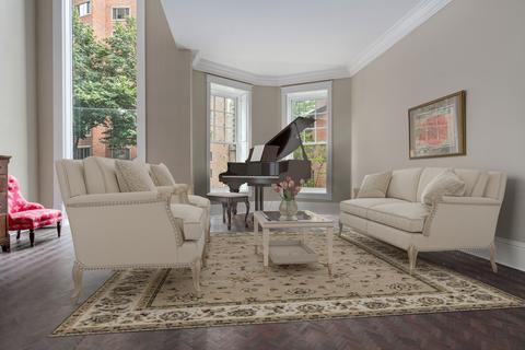 46 E Schiller St, Chicago, IL 60610 photo 2