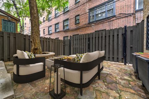 46 E Schiller St, Chicago, IL 60610 photo 30