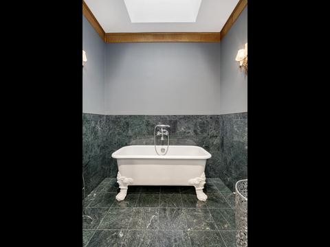 46 E Schiller St, Chicago, IL 60610 photo 22