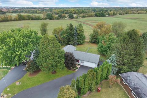 8717 Cambridge Rd, Kingston, IL 60145 photo 2