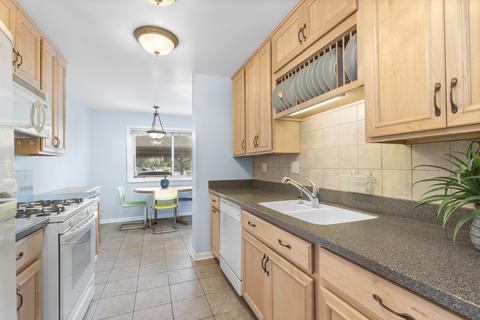 1780 Tahoe Circle Dr, Wheeling, IL 60090 photo 4
