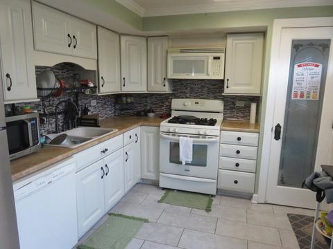 9341 Cedar Ln, Des Plaines, IL 60016 photo 13