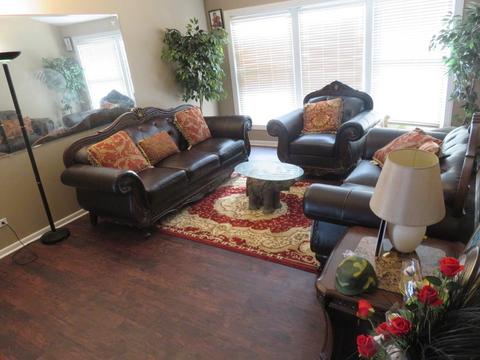 9341 Cedar Ln, Des Plaines, IL 60016 photo 4
