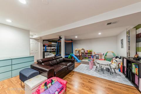 369 Willow Tree Ct, Hoffman Estates, IL 60169 photo 12