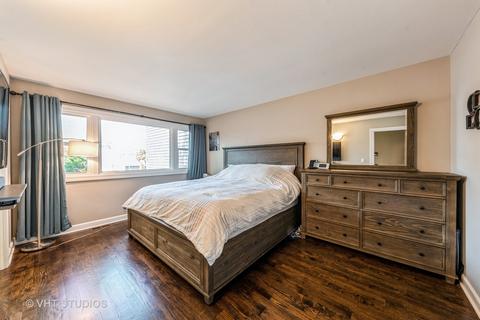 369 Willow Tree Ct, Hoffman Estates, IL 60169 photo 7