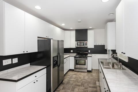 1379 E Lincoln Ave, Des Plaines, IL 60016 photo 10