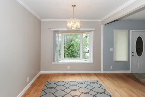1379 E Lincoln Ave, Des Plaines, IL 60016 photo 7