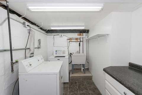 1379 E Lincoln Ave, Des Plaines, IL 60016 photo 19