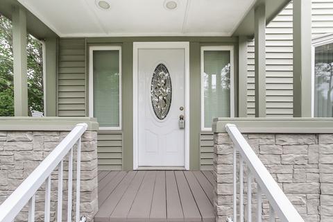1379 E Lincoln Ave, Des Plaines, IL 60016 photo 3
